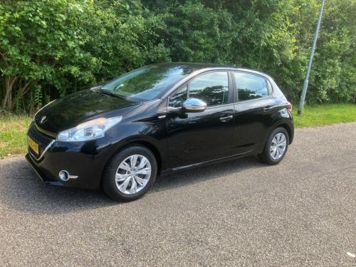 Peugeot 208 1.2