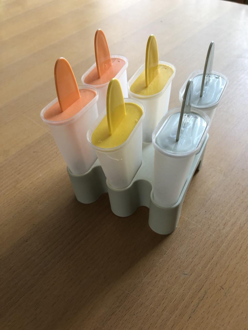 Te koop ijsjesmaker.(nieuw).