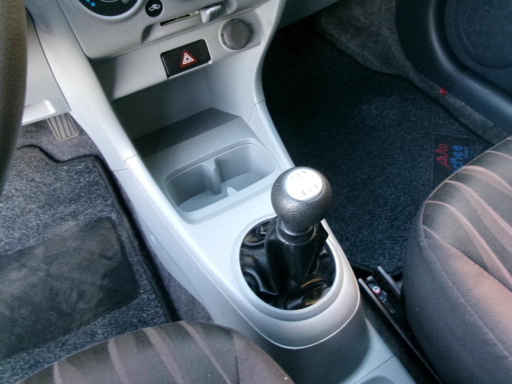 Nissan Pixo 1.0 airco, c.v. 92000 km (lichte hagelschade)