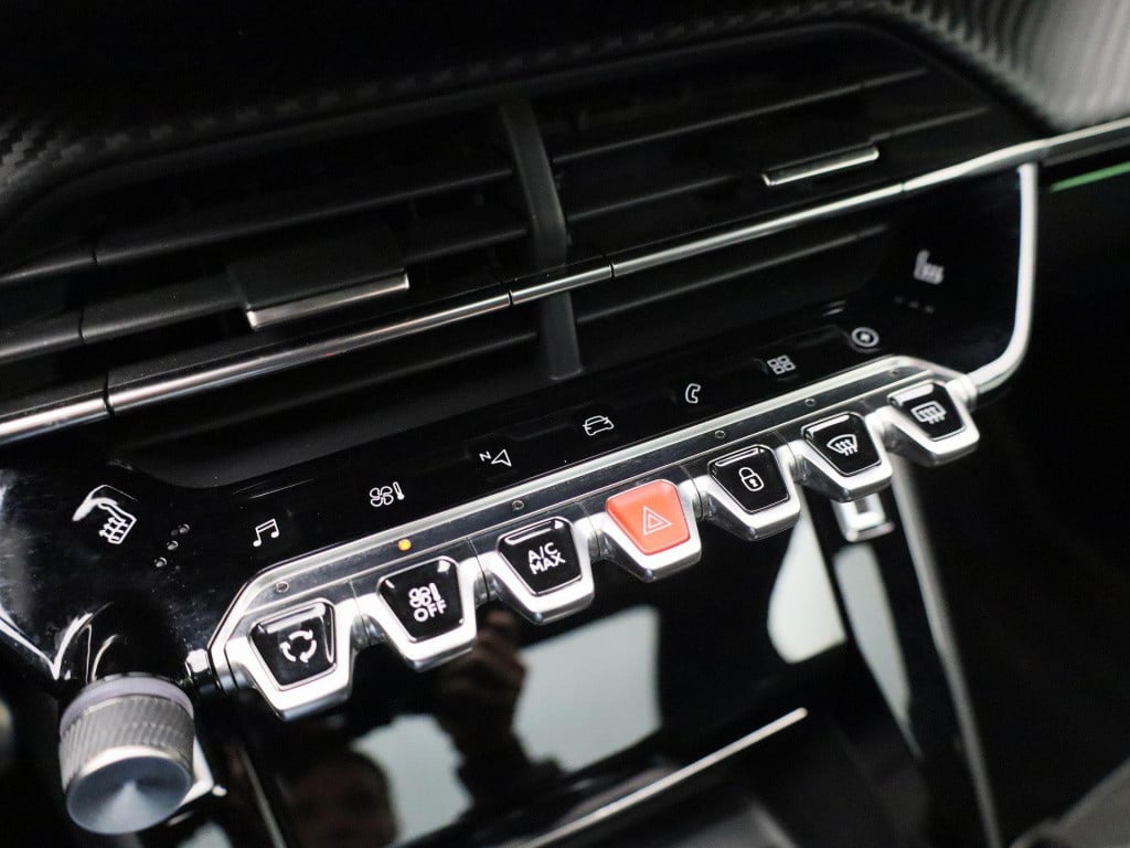 Peugeot 208 ev gt pack 50 kwh | automaat | lmv | led | virtual cockpit | pa