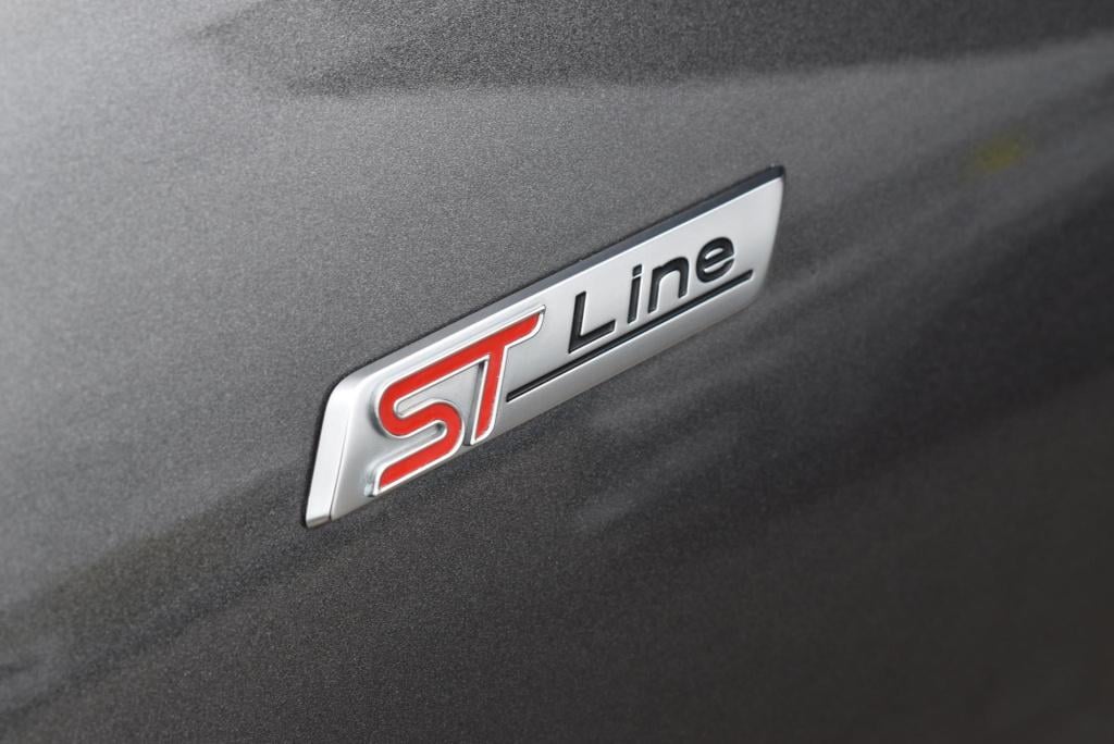 Ford Kuga 2.5 phev st-line x | climate control | adaptieve cruise control |