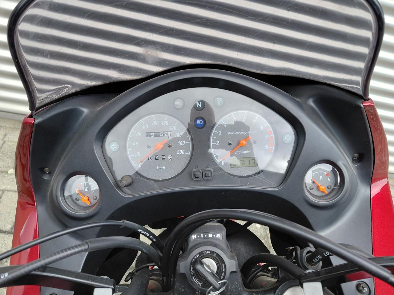 Honda transalp 650