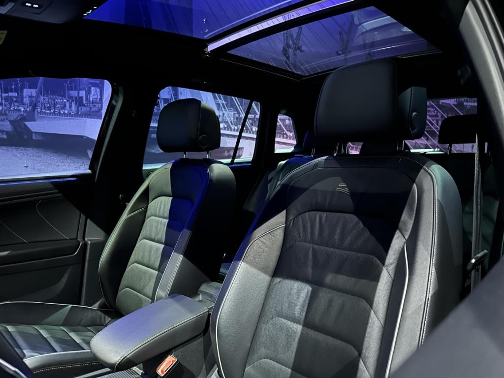 Volkswagen Tiguan 1.5 tsi r-line business+ my 2021*pano*keyless*leder*trekh