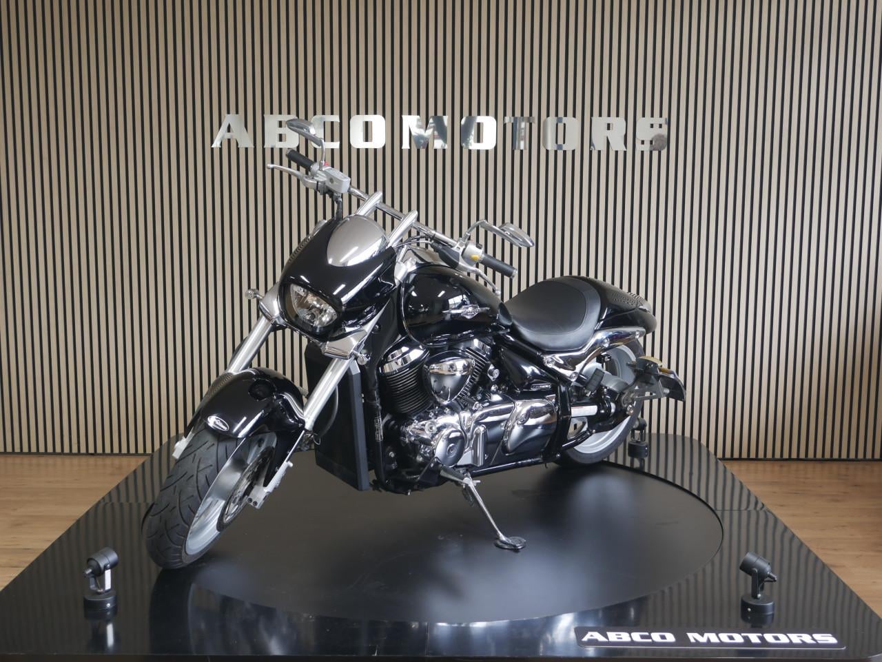 SUZUKI M 1500 INTRUDER