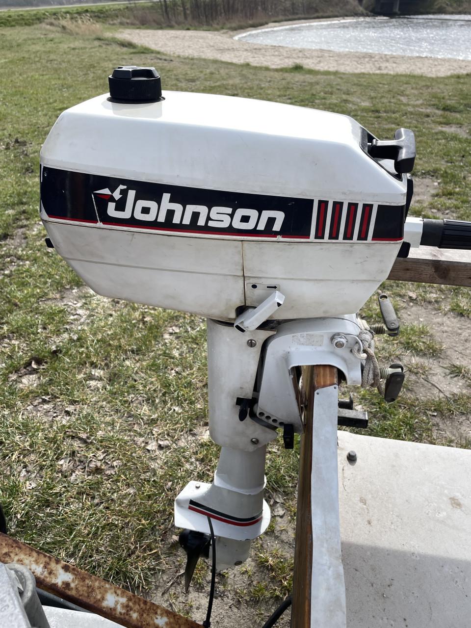 Te koop, twee buitenboordmotoren