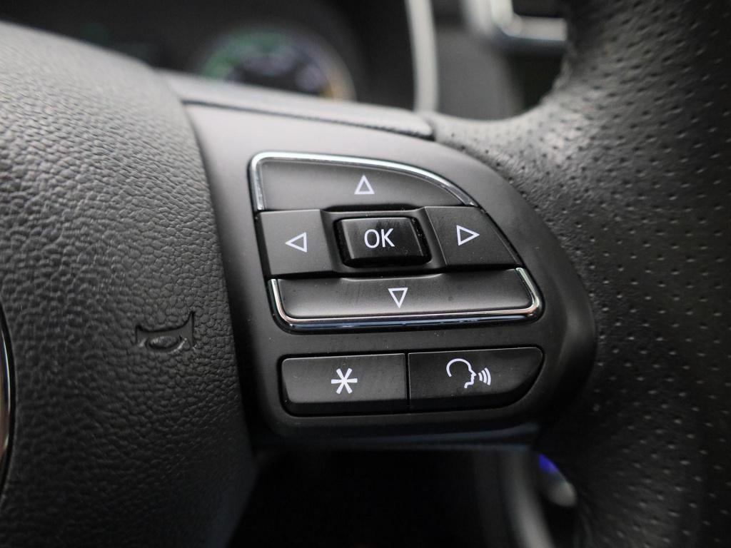 MG Zs Ev luxury 45 kwh | leder | panoramadak | carplay | stoelverwarming | 