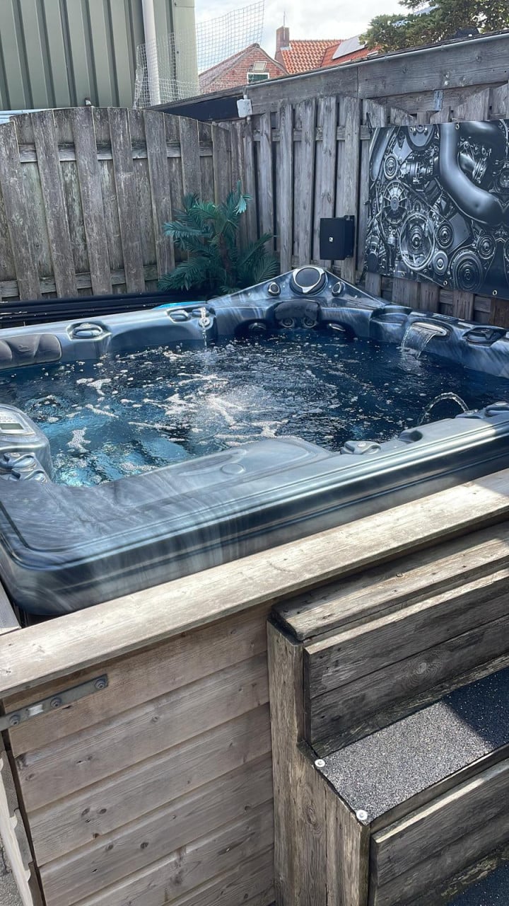 Jacuzzi Dynasty Spa 4 persoons