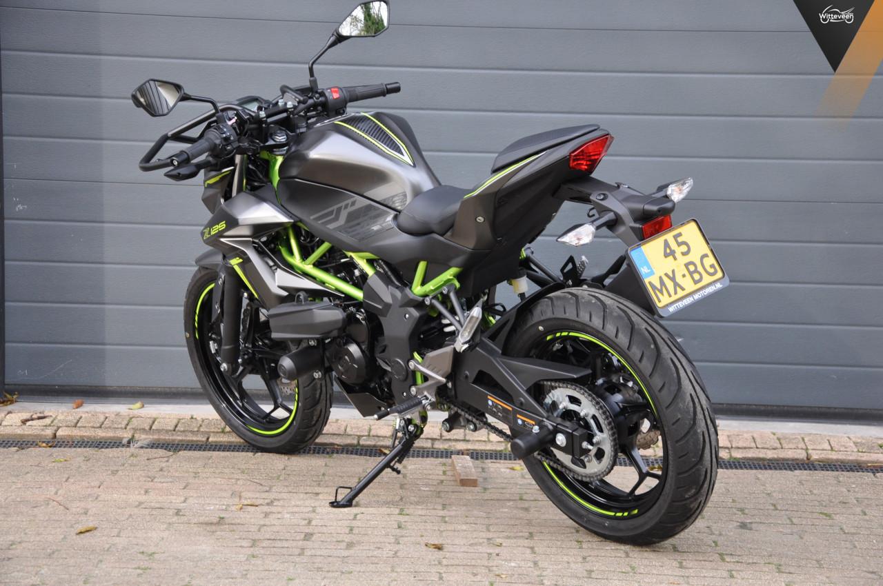 Kawasaki Z125  met 1350 kms BJ 2025! BTW motor