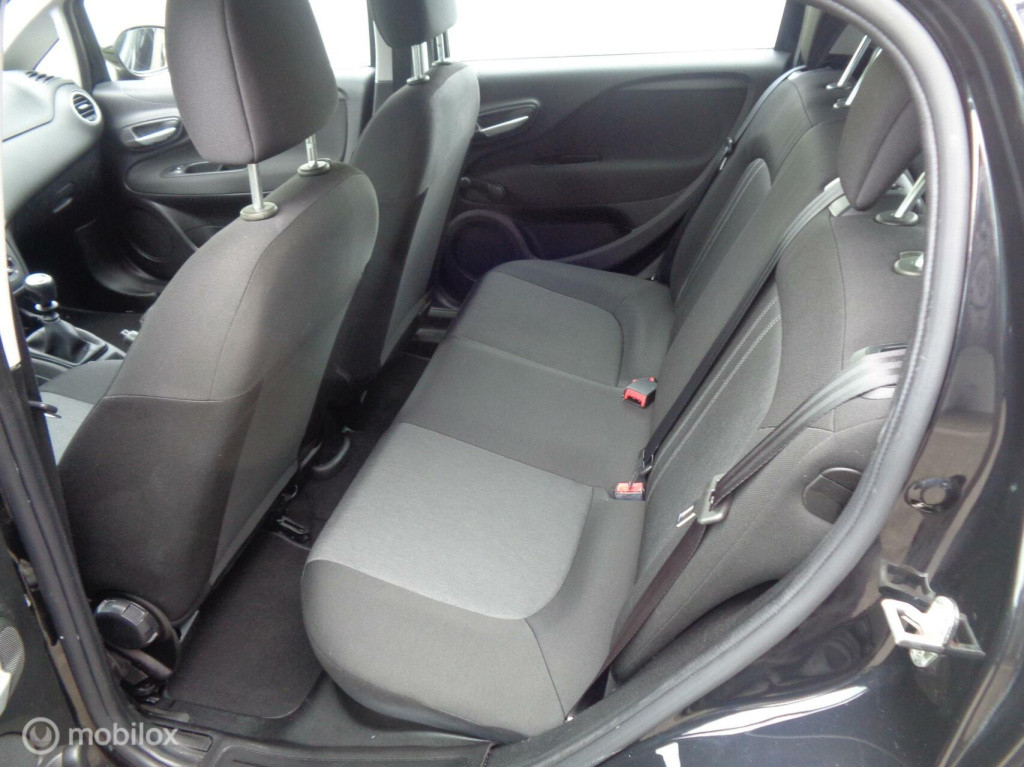 Fiat Punto evo 0.9 twinair turbo street/airco/cruise/5 deurs/pdc