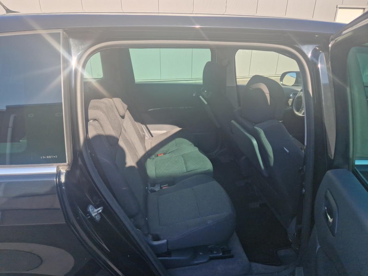 Peugeot 5008 1.6 VTi Blue Lease 5p.