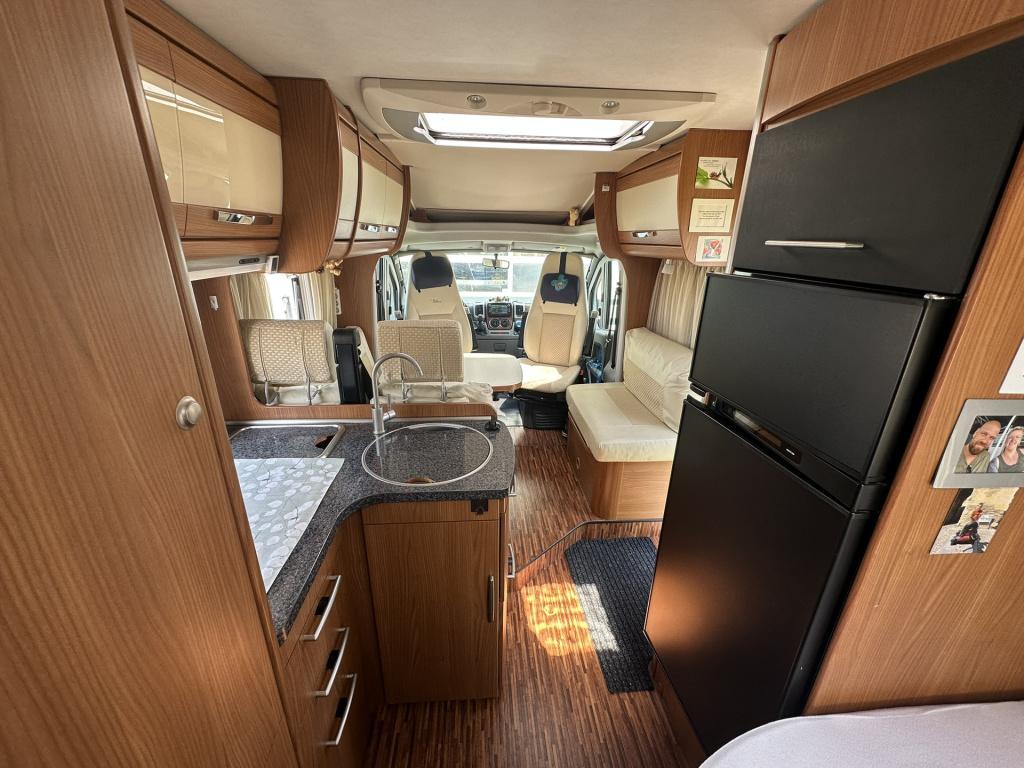 Hymer Onbekend t 654 sl gold editie - inclusief stalling dit seizoen -zater
