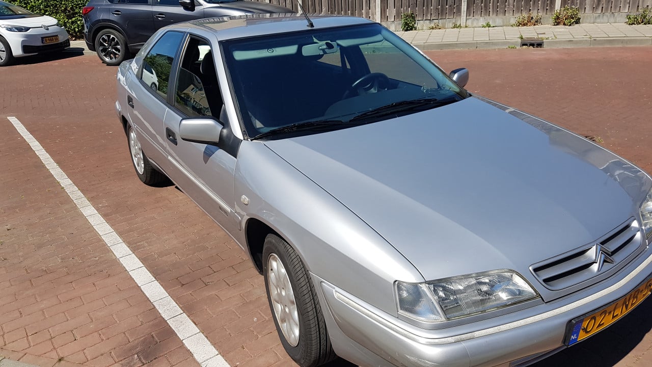 Schitterende CITROEN XANTIA  met relatief weinig kilometers uit 2000.