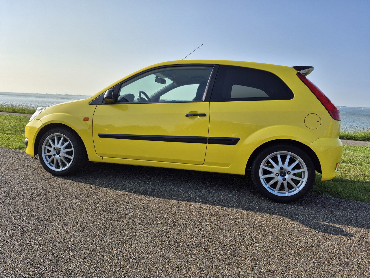 Ford fiesta 1.6 16v sport