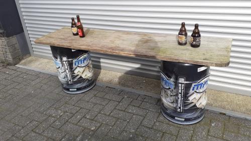Tuintafel 1x2m TAFEL & eiken-blad met 2x Olievat