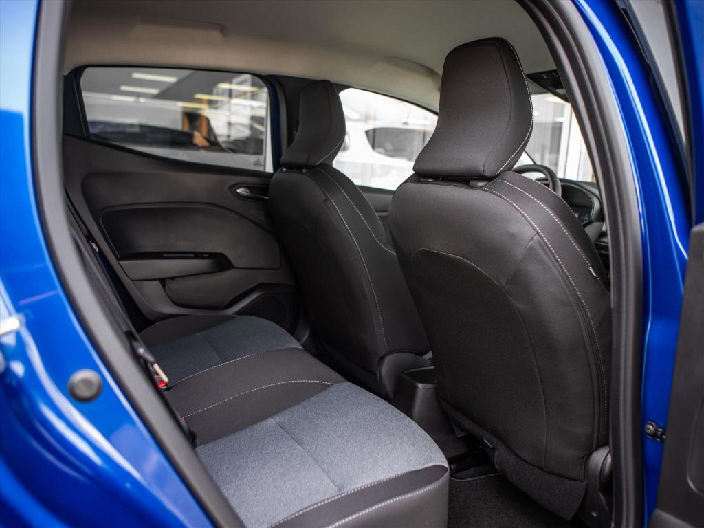 Renault Clio 1.0 tce 90 gpf evolution | parkeer sensoren | airco | aple car