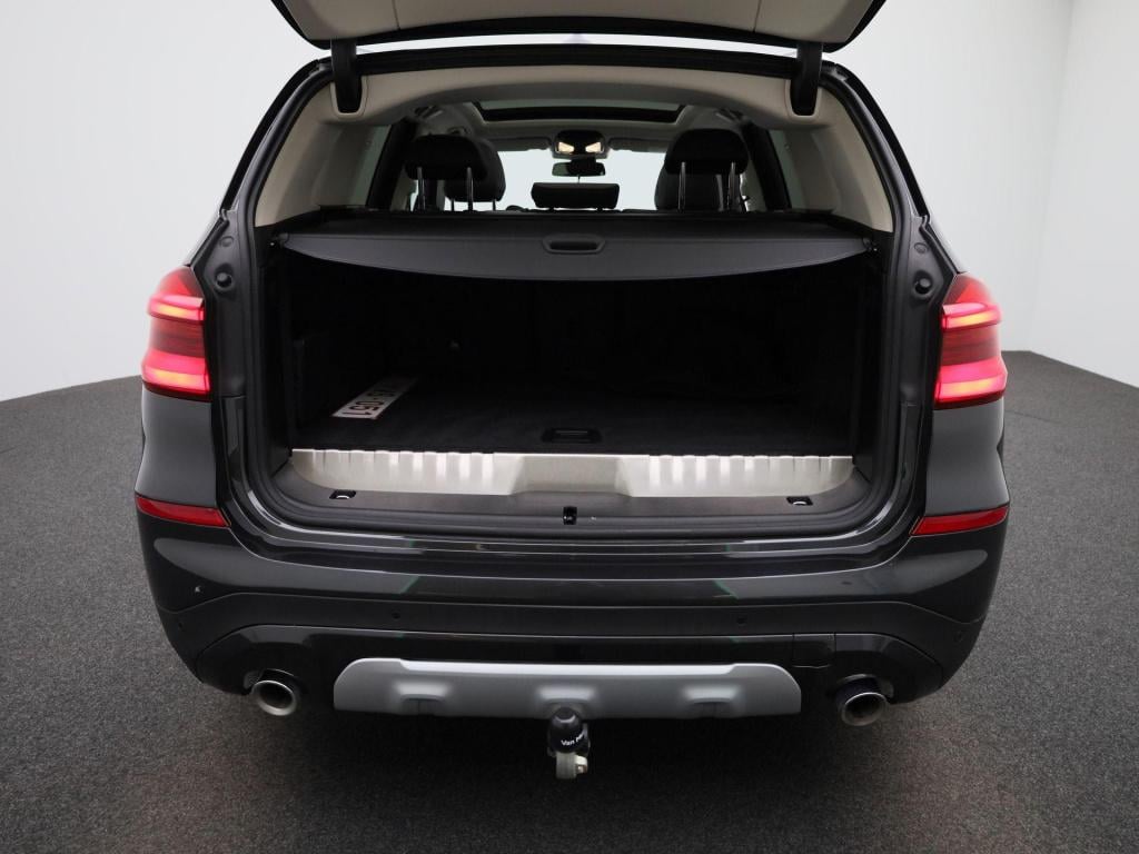 BMW X3 xdrive30e (135 kw) | automaat | panoramadak | trekhaak 2.000 kg | st