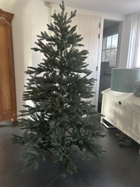 Kerstboom 1.85 hoog