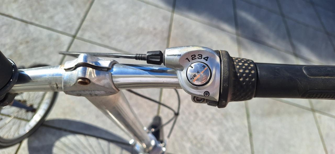 2 x Batavus Vice Versa vouwfiets met nexus 4 versn, met snaaraandrijving