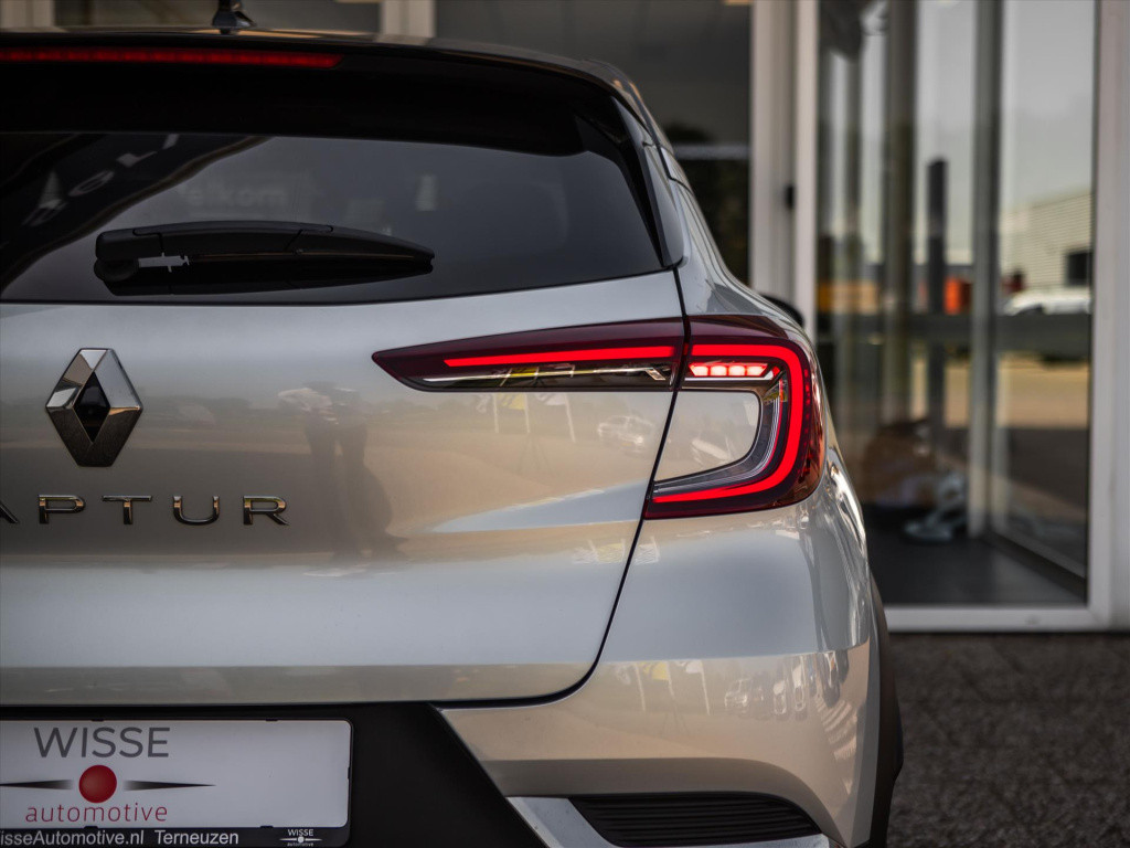 Renault Captur tce 140 edc techno | automaat | parkeer camera | navi full m