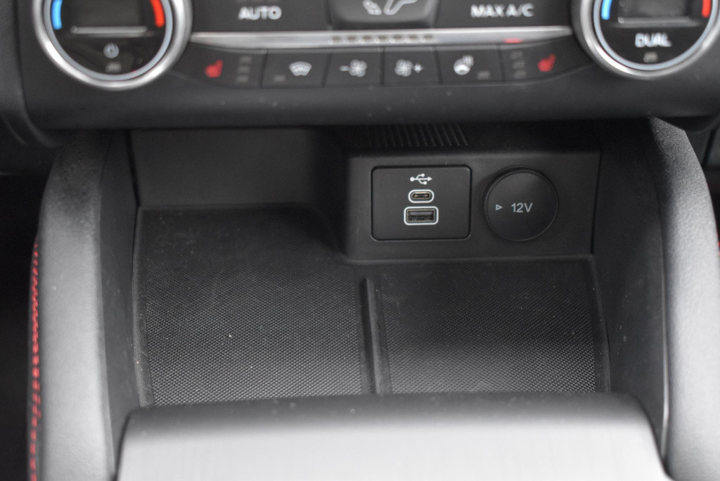 Ford Kuga 2.5 phev st-line x | climate control | adaptieve cruise control |