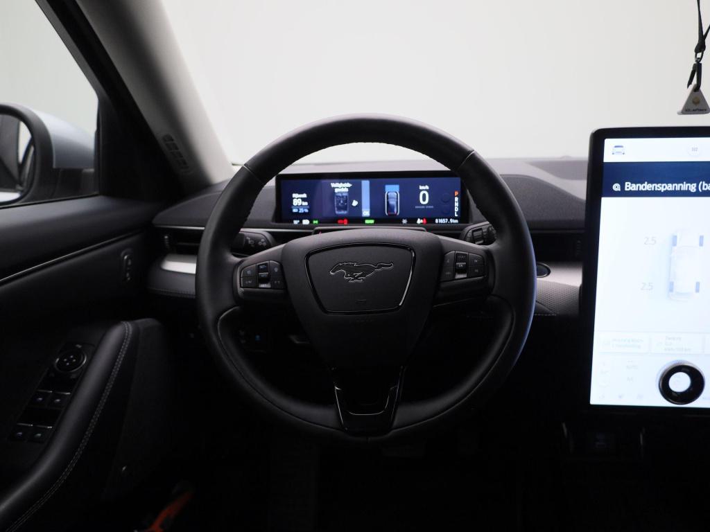 Ford Mustang Mach-e extended rwd 98 kwh | automaat | navigatie | 360 camera