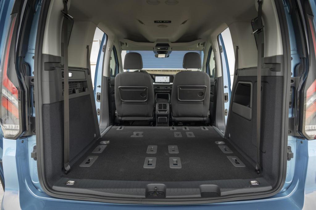 Ford Tourneo Connect 1.5 ecoboost phev l2 titanium | 7-persoons | nieuw te 