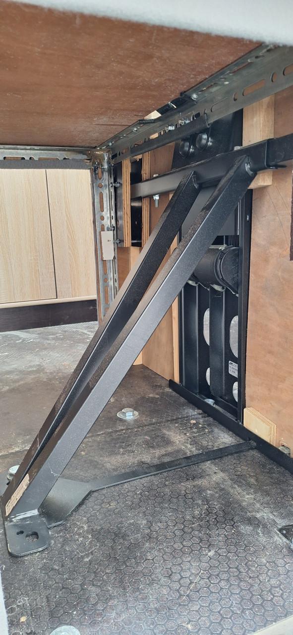 Camperinrichting Ducato met extra zitplaatsen