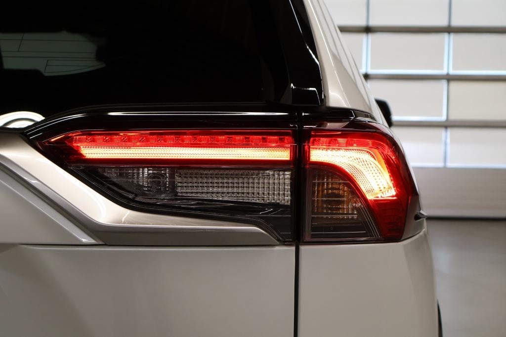 Toyota Rav4 2.5 hybrid style nl auto