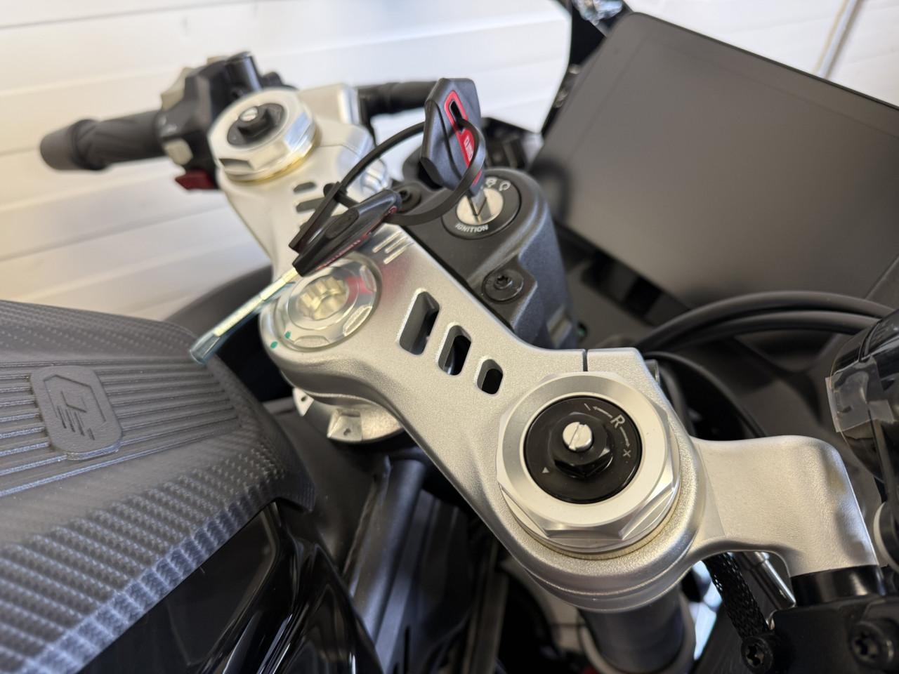 QJMotor SRK 421 RR | Nieuw model | Uit voorraad leverbaar!