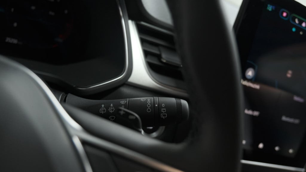 Renault Captur mild hybrid 140 edc techno | 360 camera | 9.3 inch grootsche