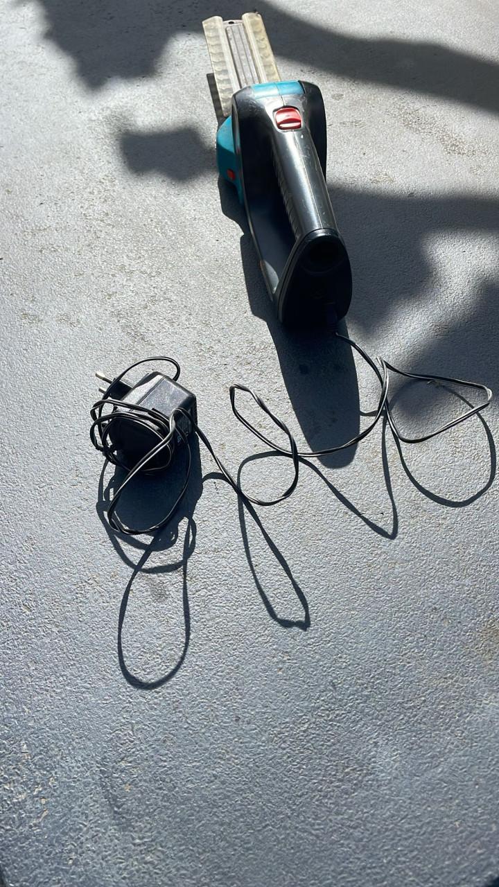 Electrische klein heggenschaar op accu (buxus oid)