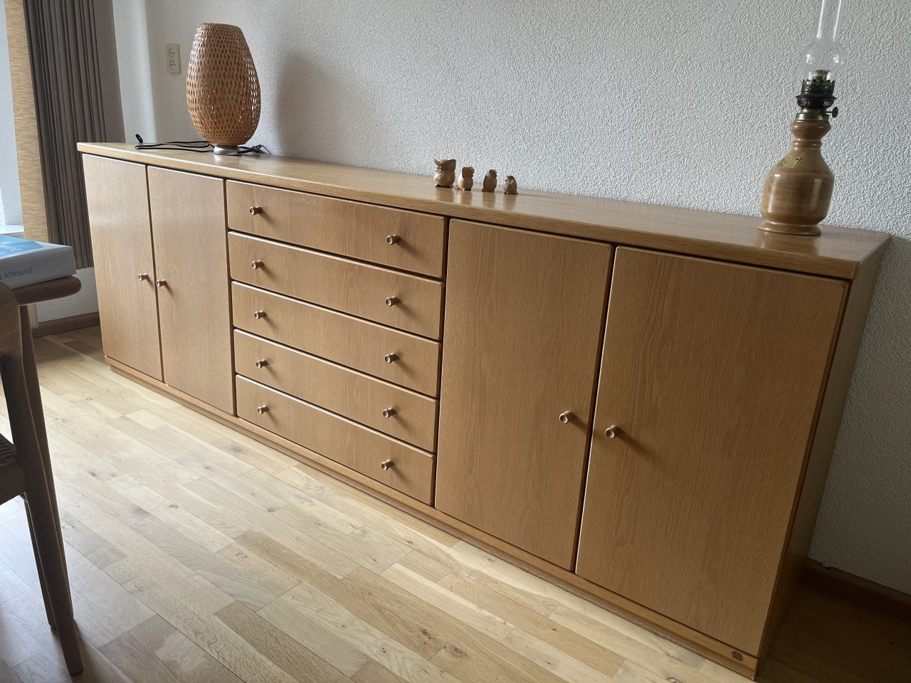 Blankhouten dressoir