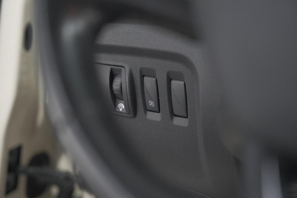 Renault Captur tce 120 edc intens | camera | dodehoekdetectie | navigatie |