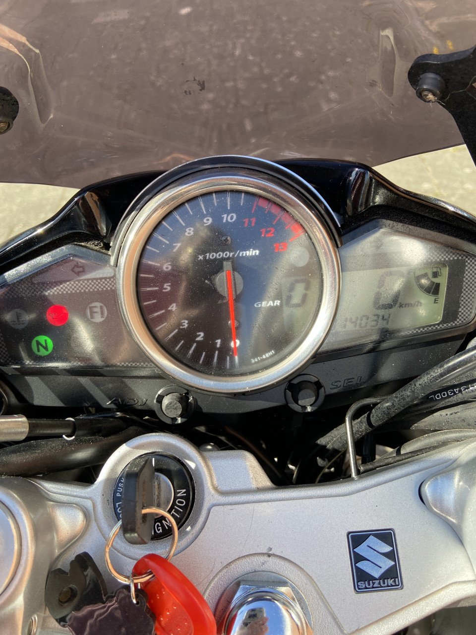 Motor Suzuki GS 250 Inazuma