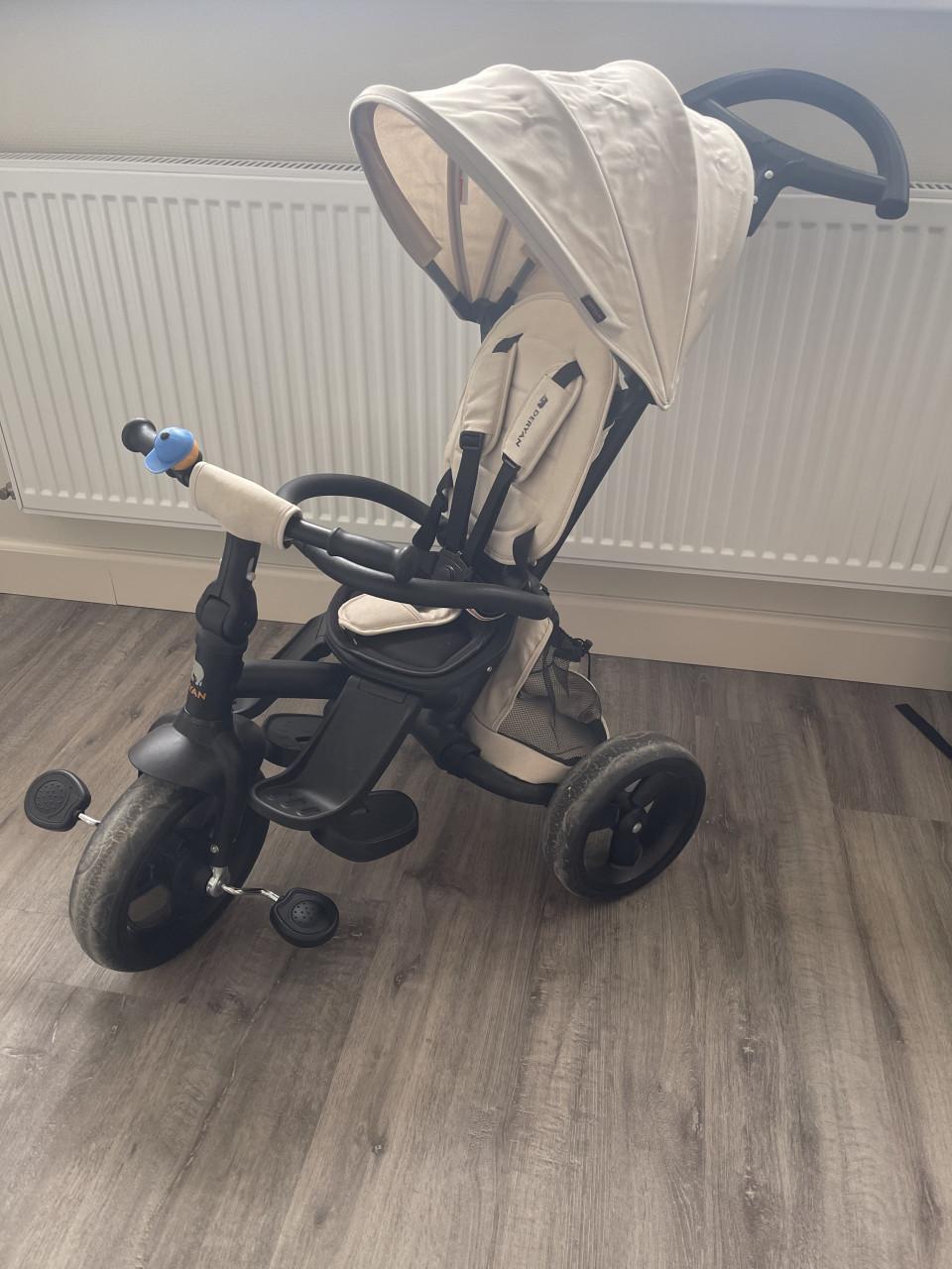 Driewieler met duwstang