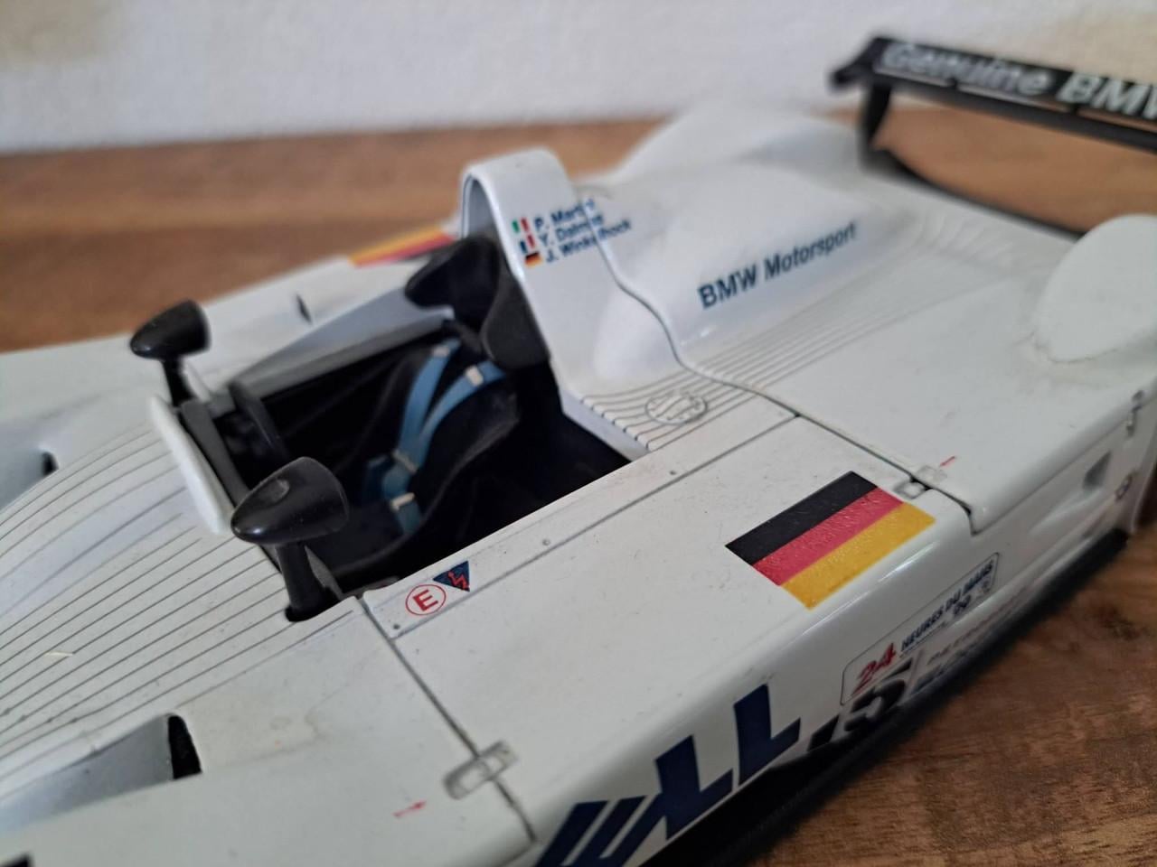 BMW V12 LMR