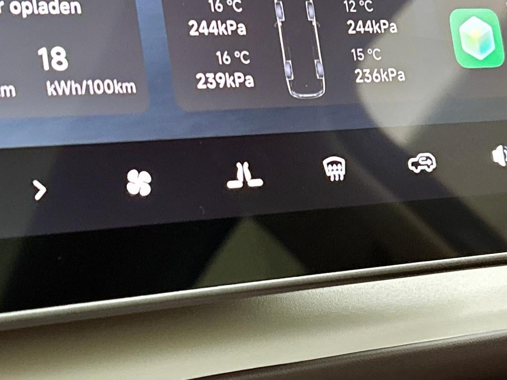 Leapmotor B10 design pro max hybrid ev 18.8 kwh | voorraad ! | light grey i
