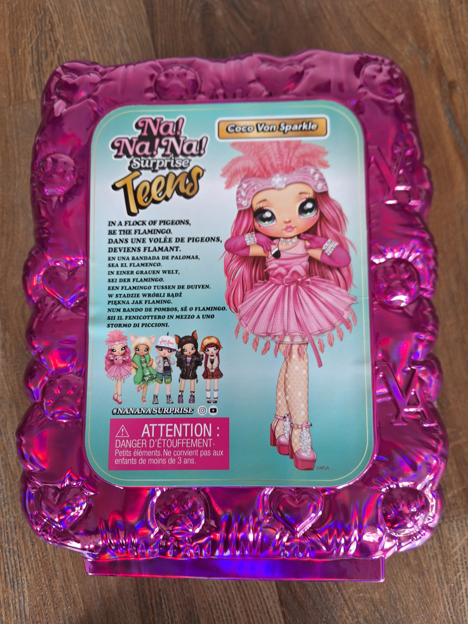 Na! Na! Na! Surprise Teens Fashion Pop, Coco von Sparkle