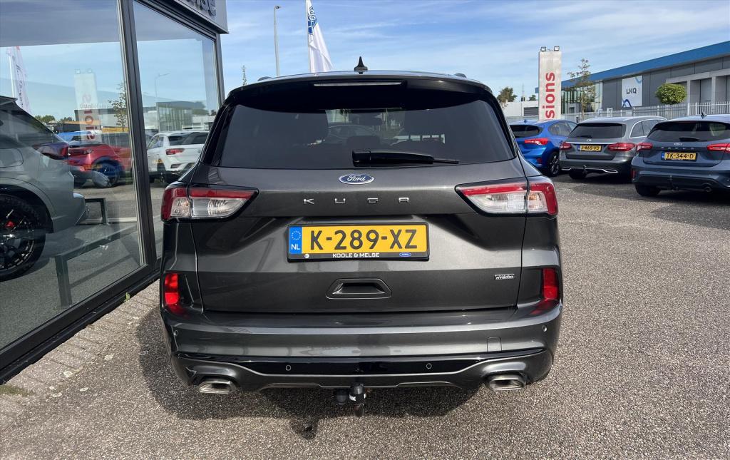 Ford Kuga 2.5 phev e-cvt 225pk st-line x , trekhaak , winterpack ( voorruit