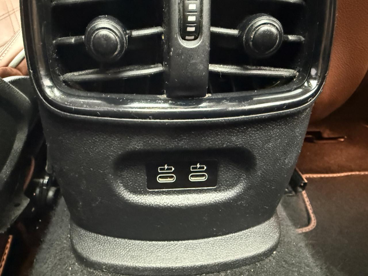 Mini Clubman 1.5 Cooper Yours 2022 AUTOMAAT|PANORAMADAK|VIRTUAL