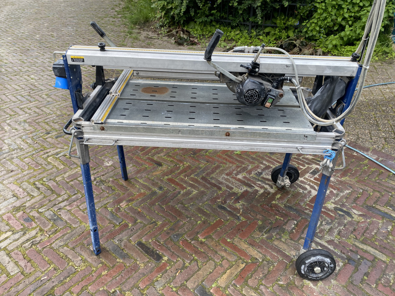 Carat tegelzaag C2090