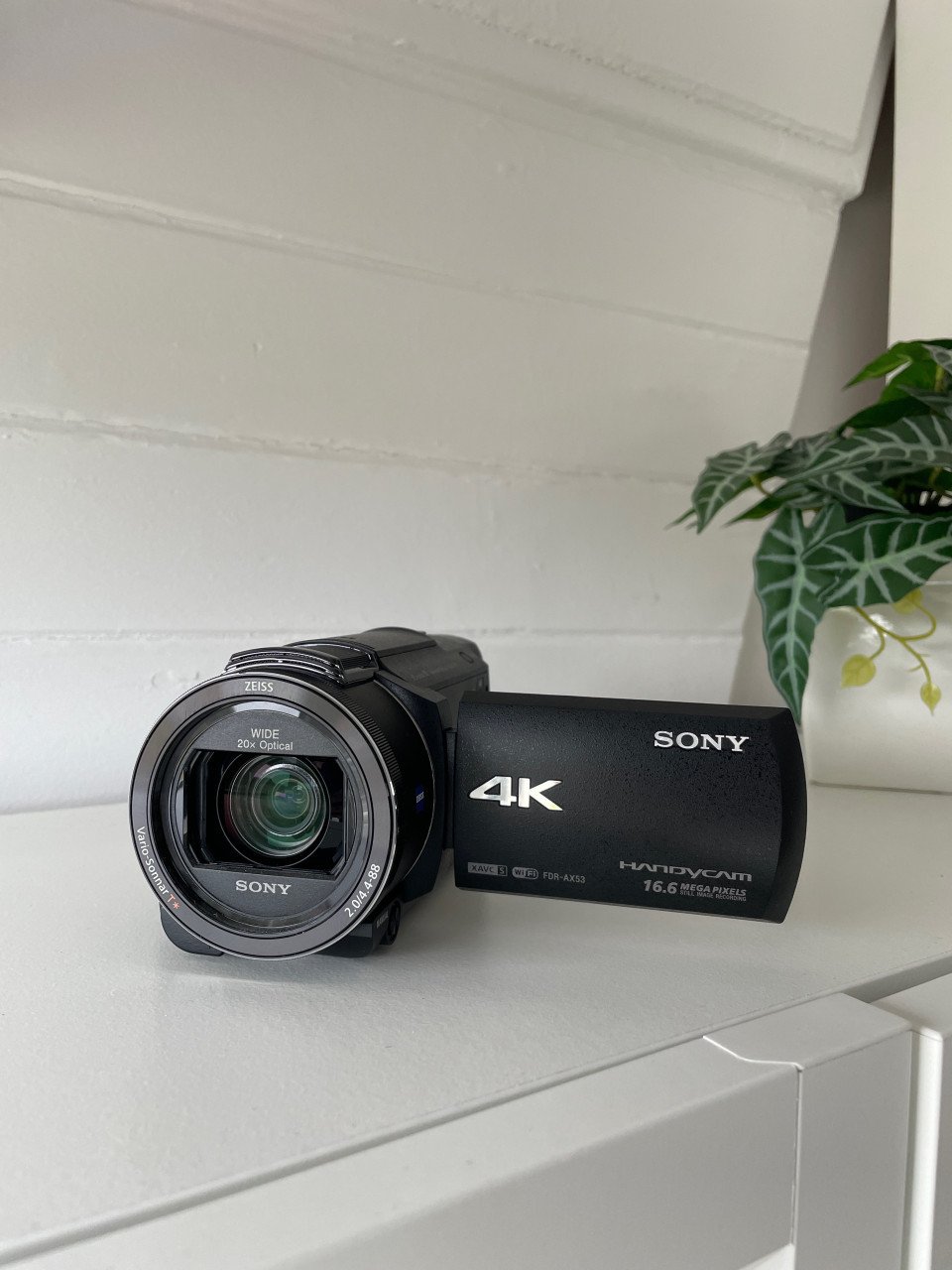 Sony FDR-AX53 4K Handycam – Filmstudio-kwaliteit in je hand! 🎥