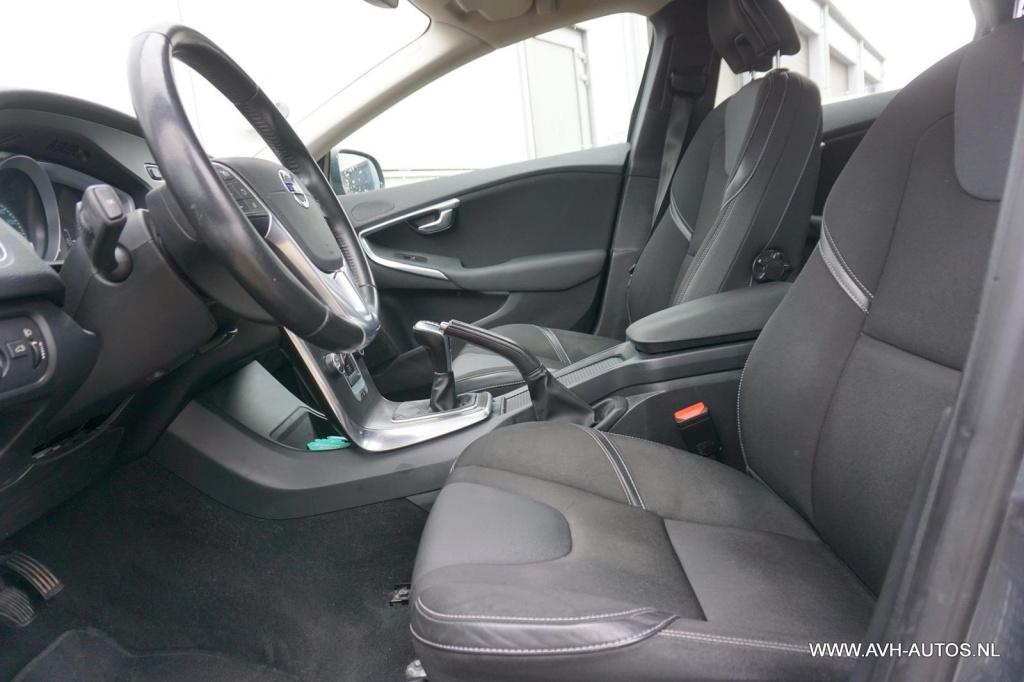 Volvo V40 2.0 d2 summum business