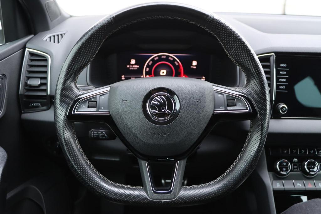 Skoda Karoq 1.5 tsi act style 150pk dsg7 | stoel voor+ achter verwarming | 