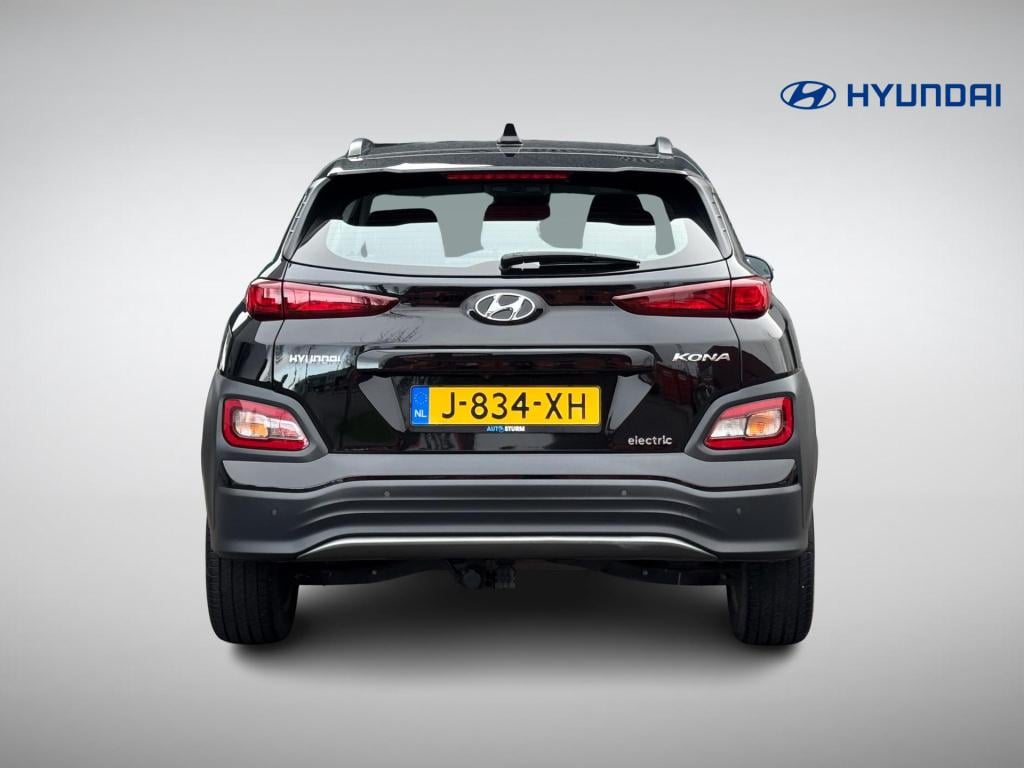 Hyundai Kona ev comfort 64 kwh soh 95% 3-fase lader