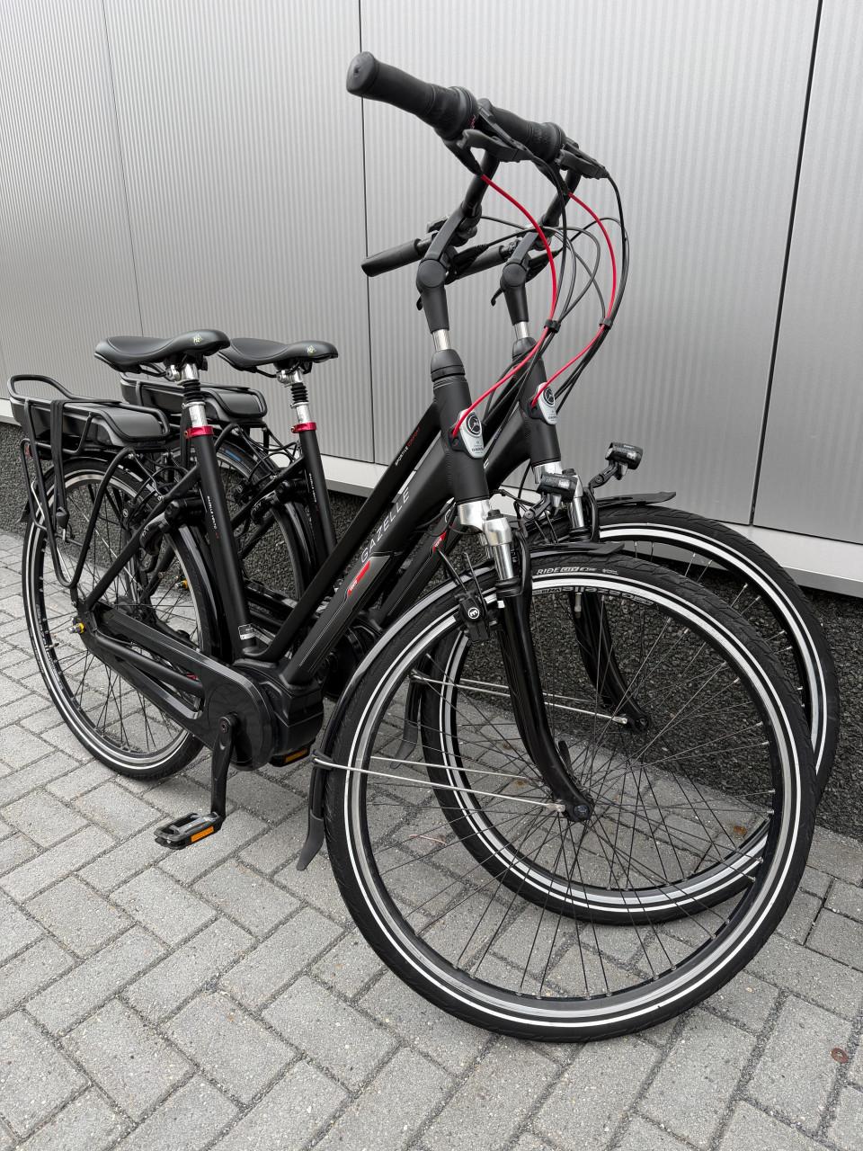 Prachtige Set Gazelle Vento C7 | Bosch Middenmotor | 53CM & 49CM | 400WH