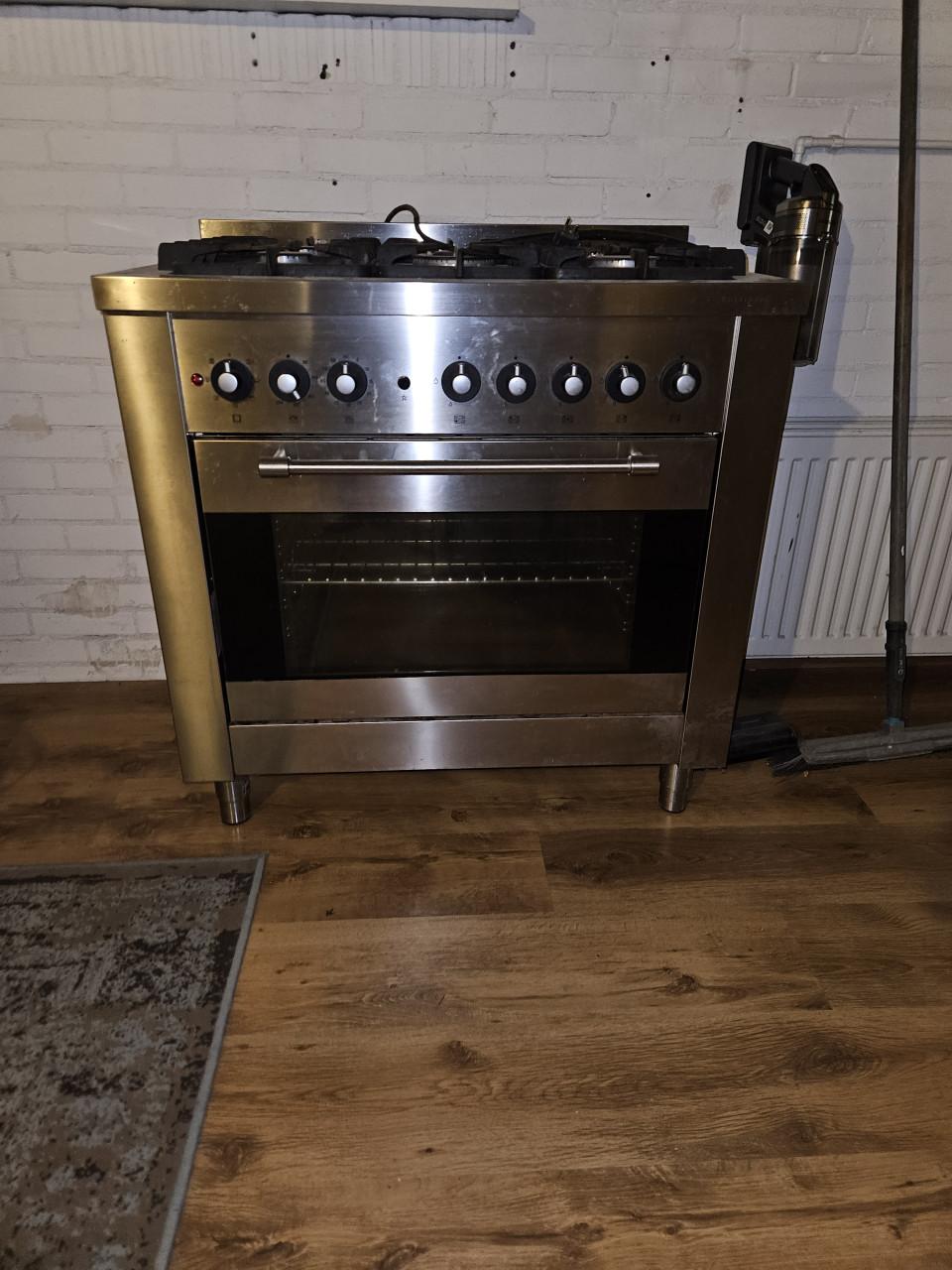 Gasfornuis met oven