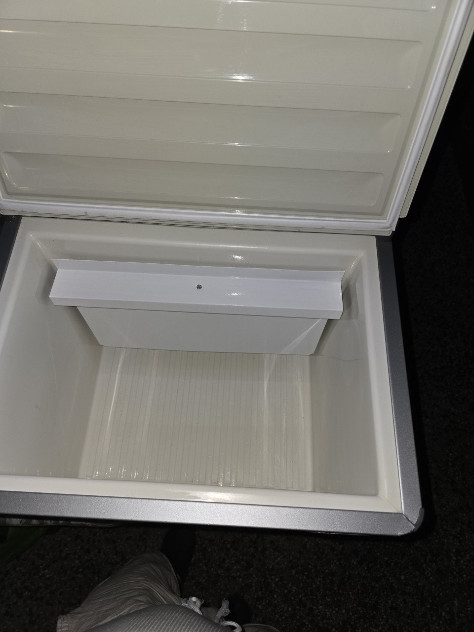 Te koop camping koelkastje