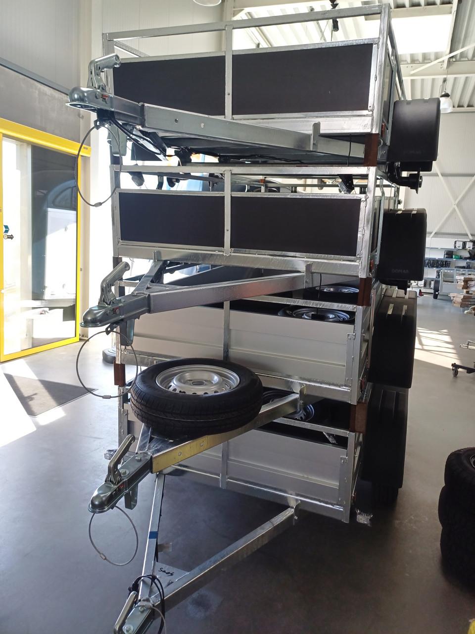 Nieuwe bakwagen in houten uitvoering 257x130cm 750kg actieprijs!