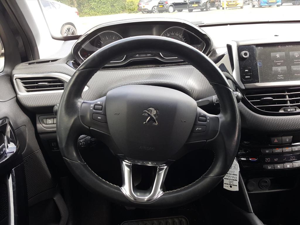 Peugeot 208 allure 1.2 pt-110pk 5d kleurnavigatie applecarplay&androidauto 
